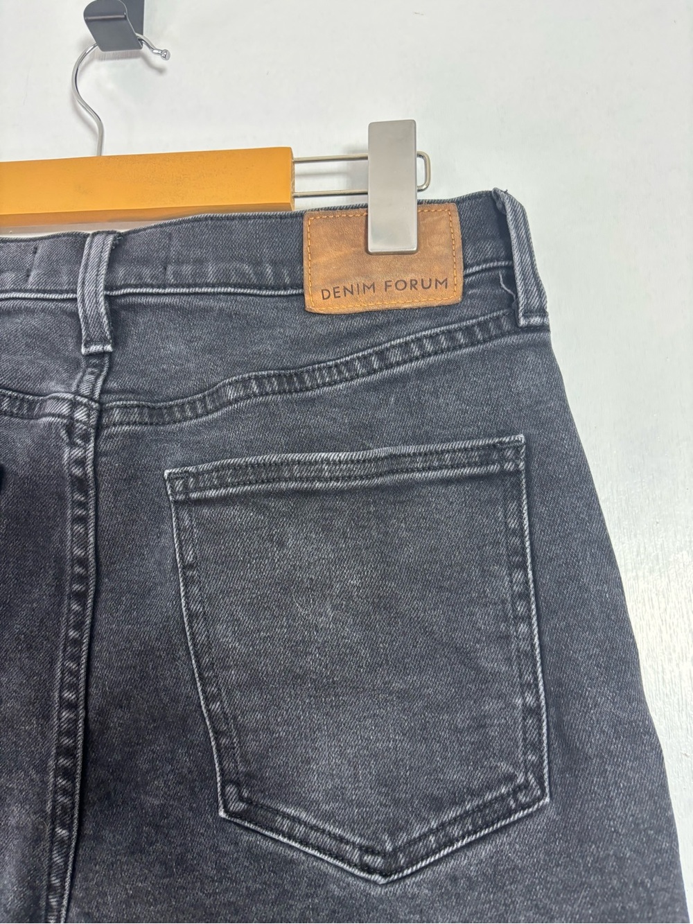 Denim Forum The Arlo High Rise Straight Cropped Raw Hem Jeans Size 29 - Picture 7 of 11